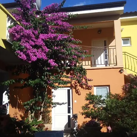 Mirjana Apartment Petrcane
