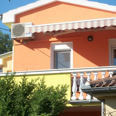 Apartment Mirjana *