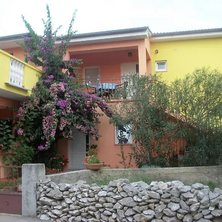 Apartment Mirjana *