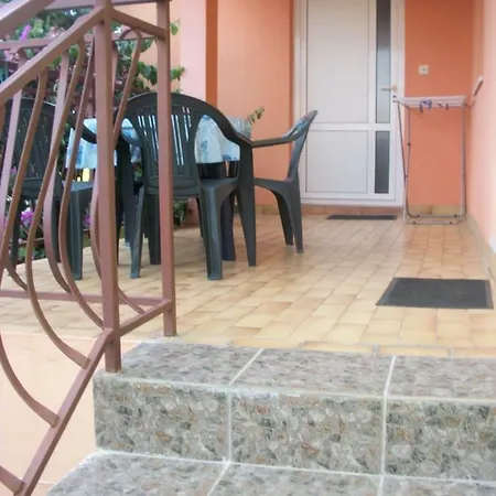 Mirjana Apartment Petrcane